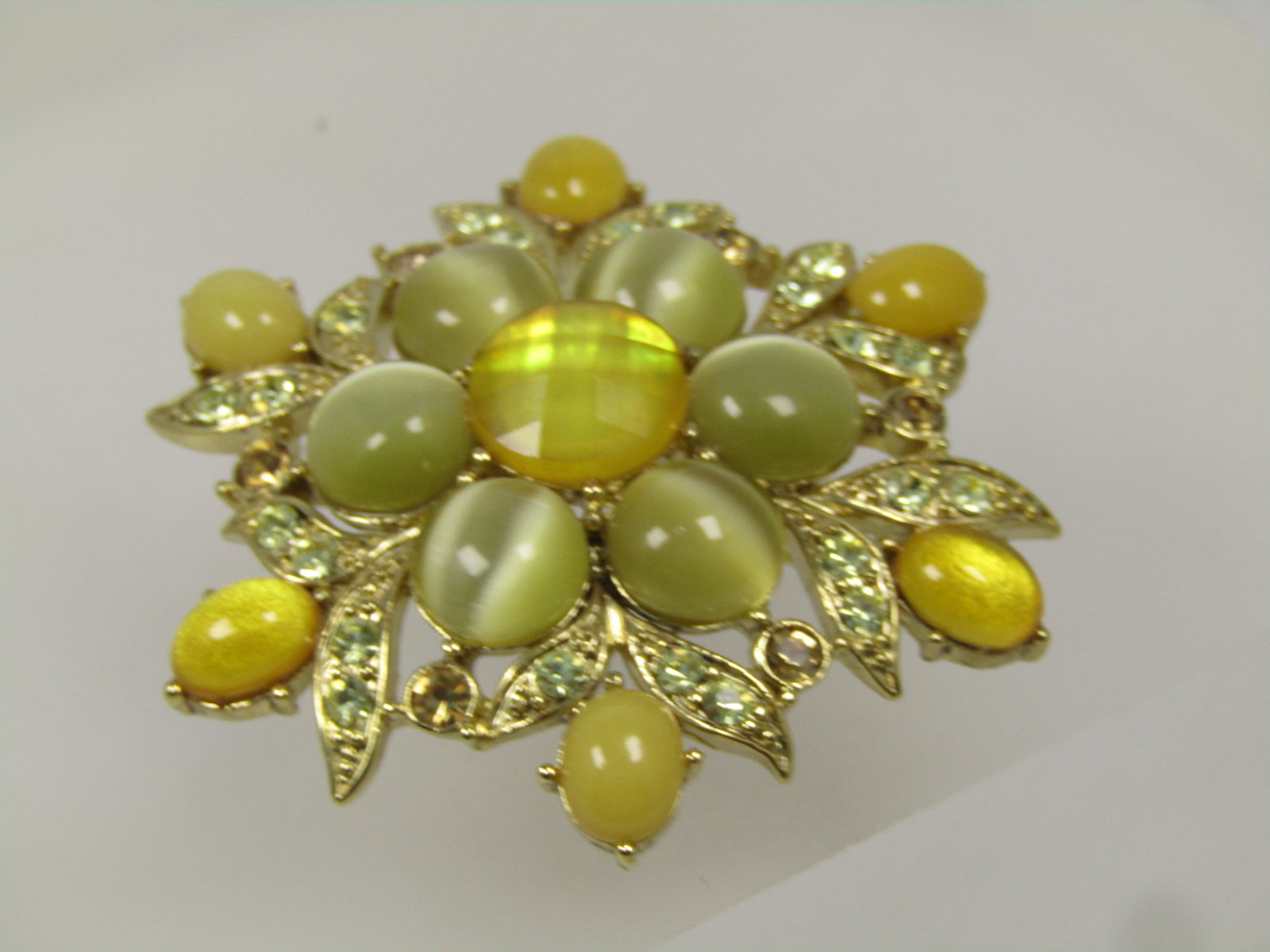 Vintage Yellow Rhinestone & Cateye Brooch, 1970's-1980's - 4