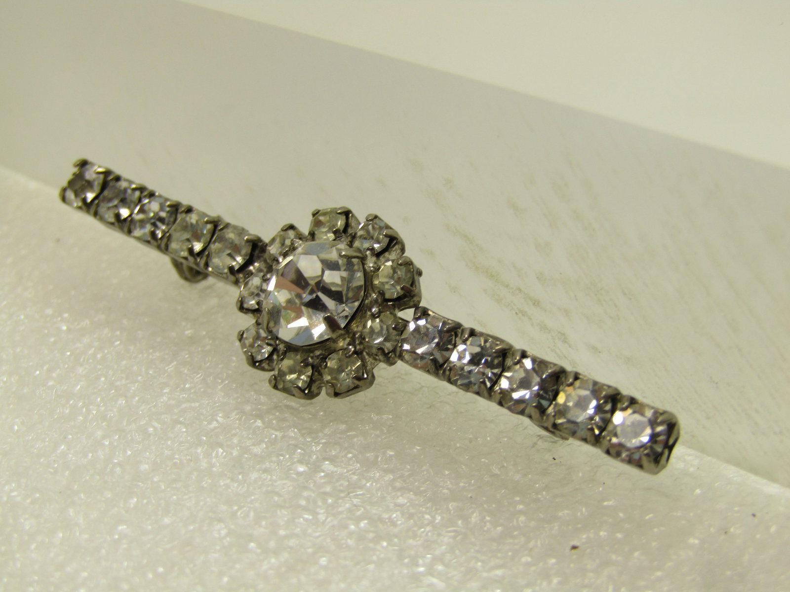 Vintage Clear Rhinestone Bar Brooch, Mid-Century - 2