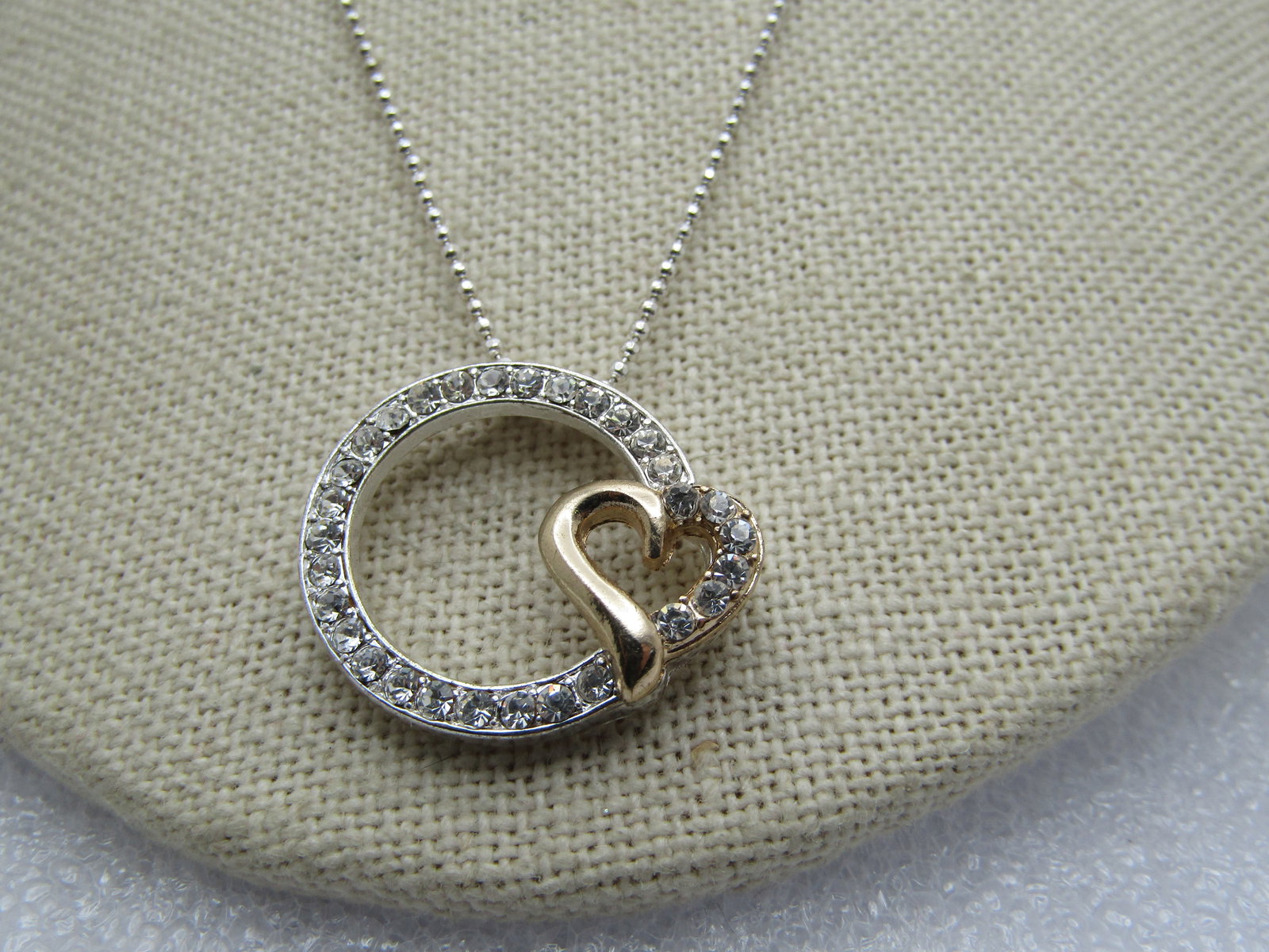 Vintage Silver Tone Rhinestone Heart Necklace 16"-18" - 4