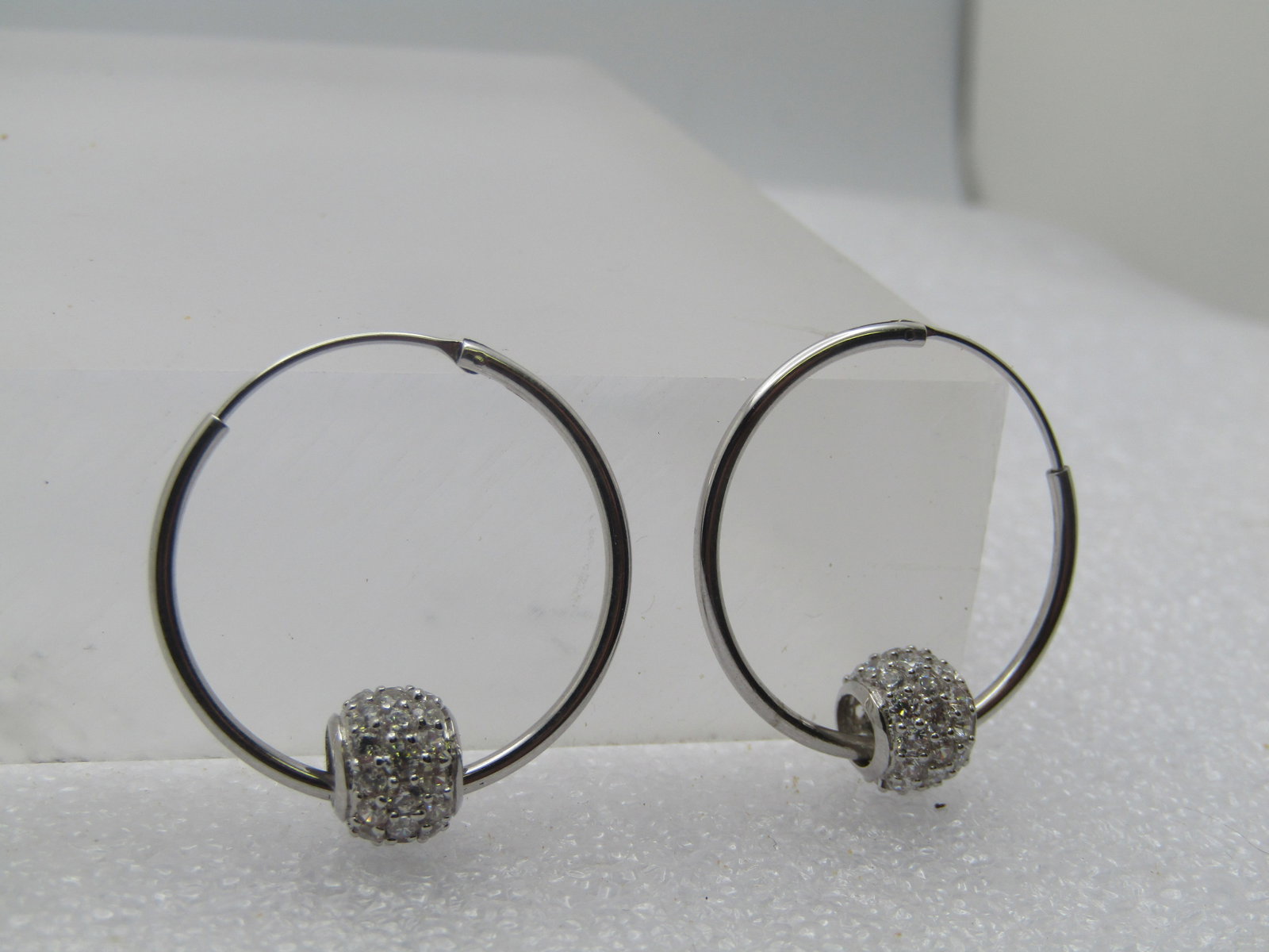 Sterling Silver CZ Hoop Earrings, Sliding Bead, Pierced, 1", 1990's-2000's - 3