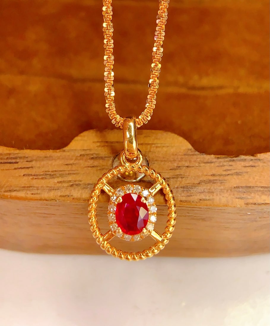 18K gold ruby pendant - 3