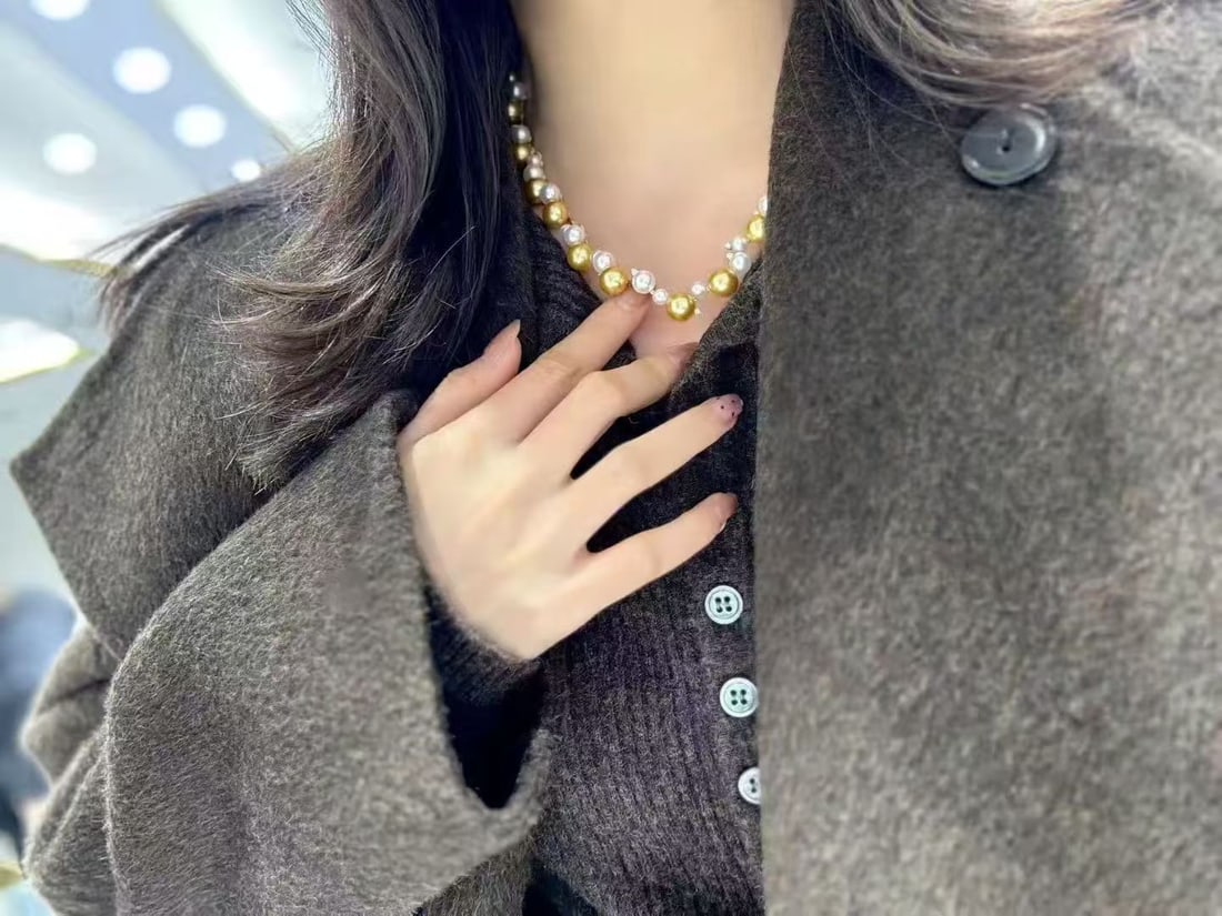 18K Gold Akoya Pearl Diamond Necklace - 3