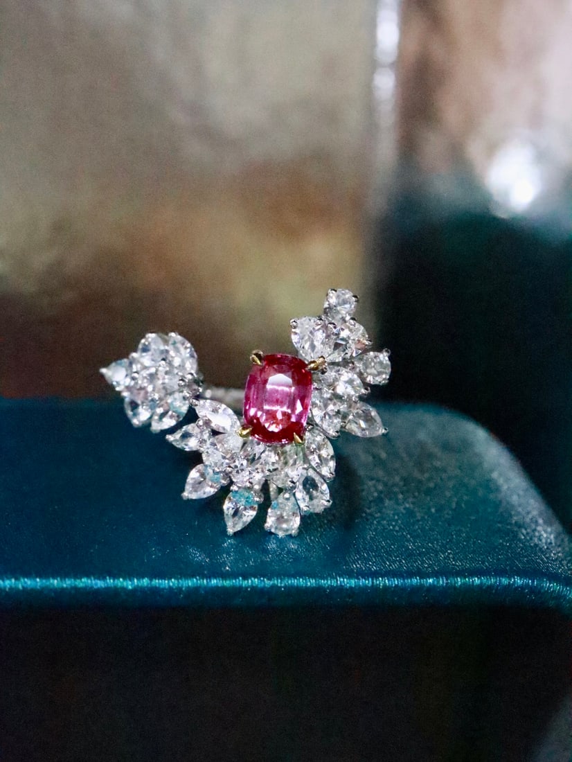 18K Gold Ruby Ring - 4