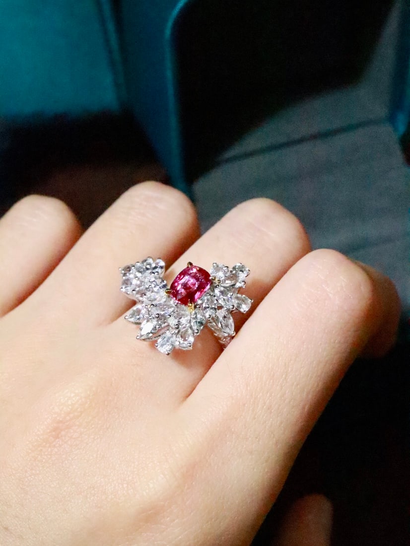 18K Gold Ruby Ring - 6