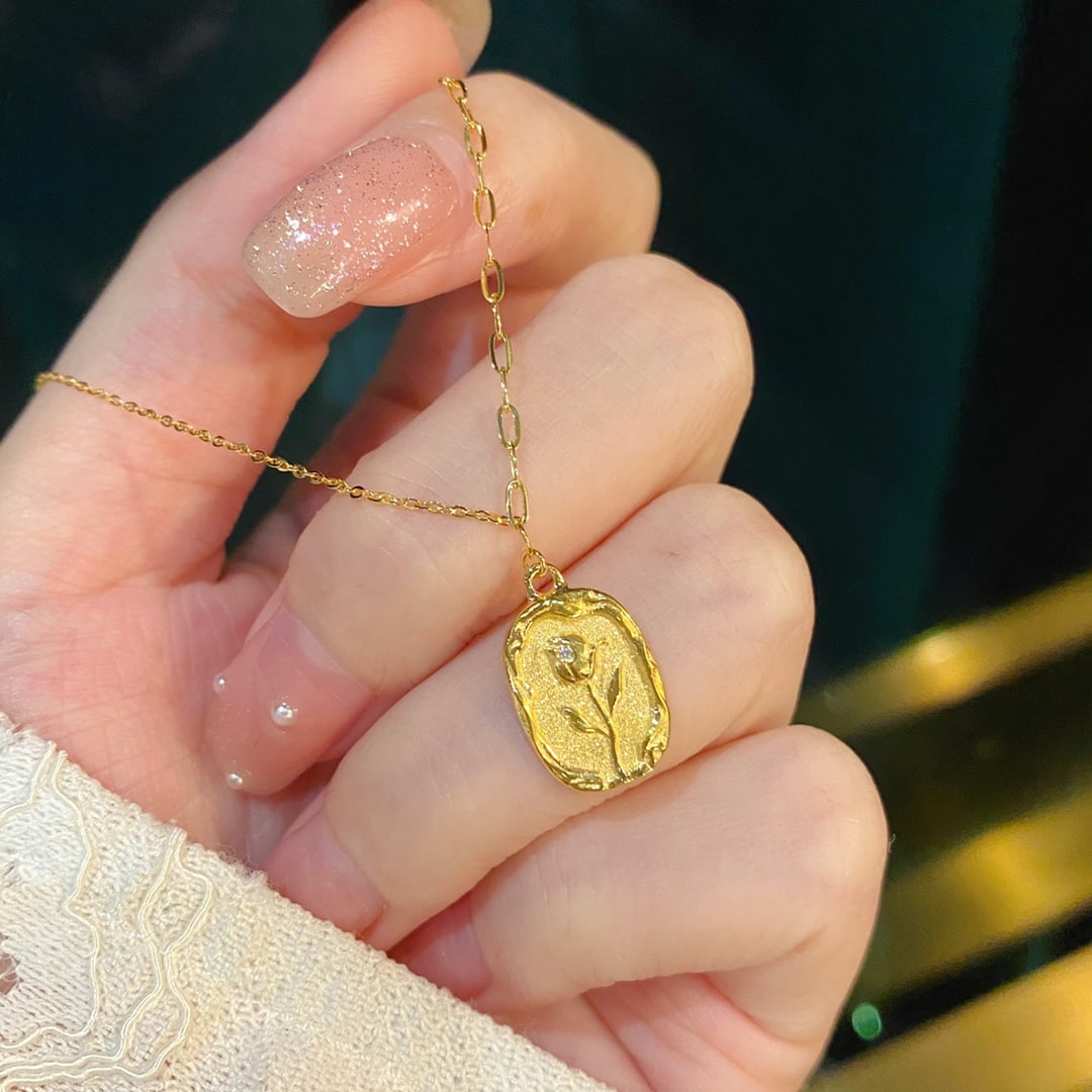 18K Gold Diamond Tulip Necklace - 3