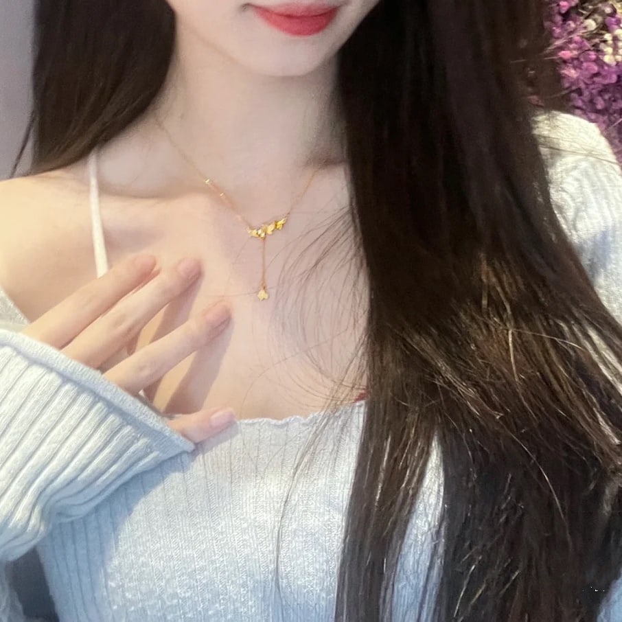 18K gold diamond butterfly necklace - 3