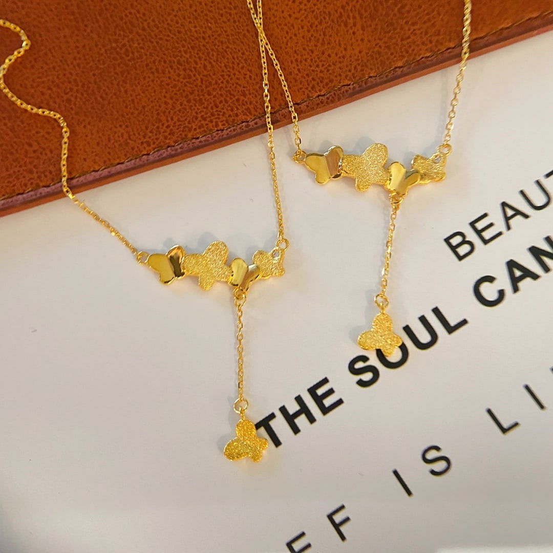 18K gold diamond butterfly necklace - 4