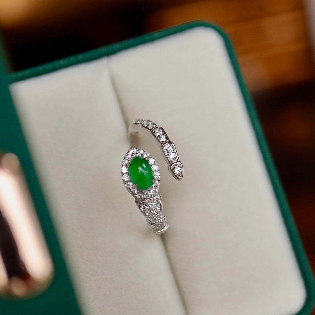 Sterling silver jade ring - 7