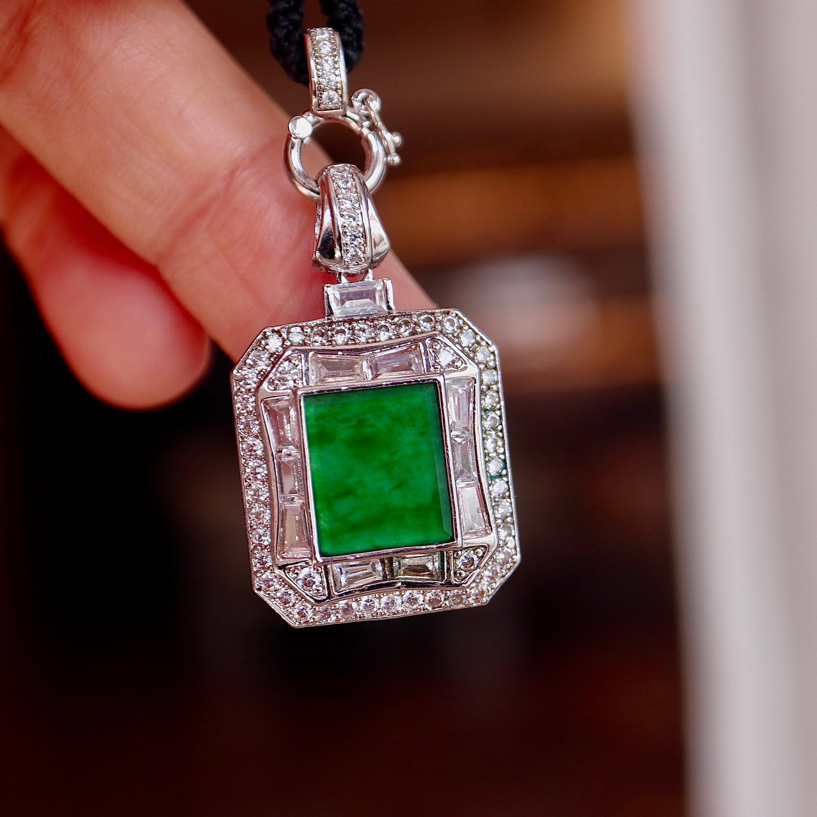 18K gold jade pendant - 7