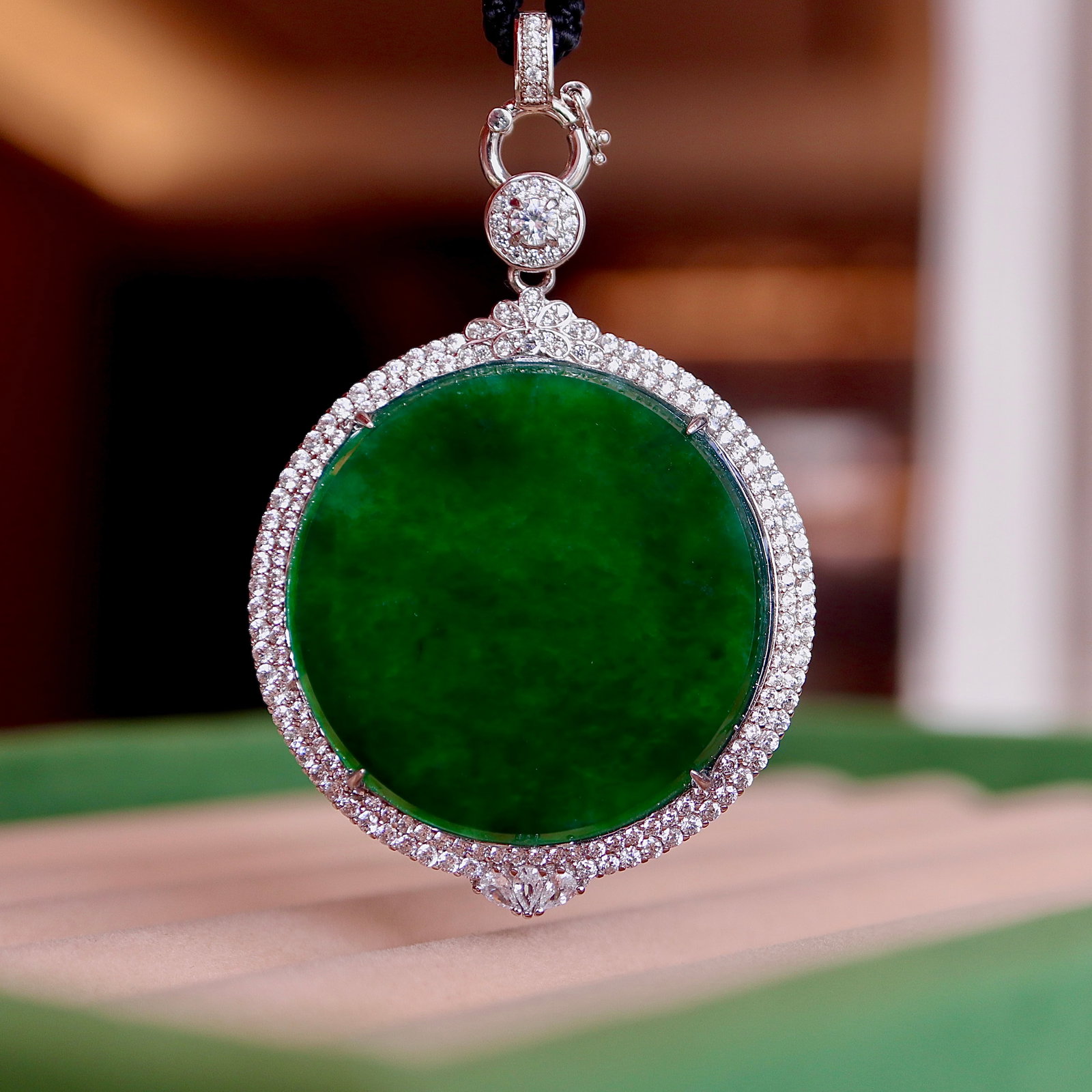 Sterling silver jade pendant (1 of 9)