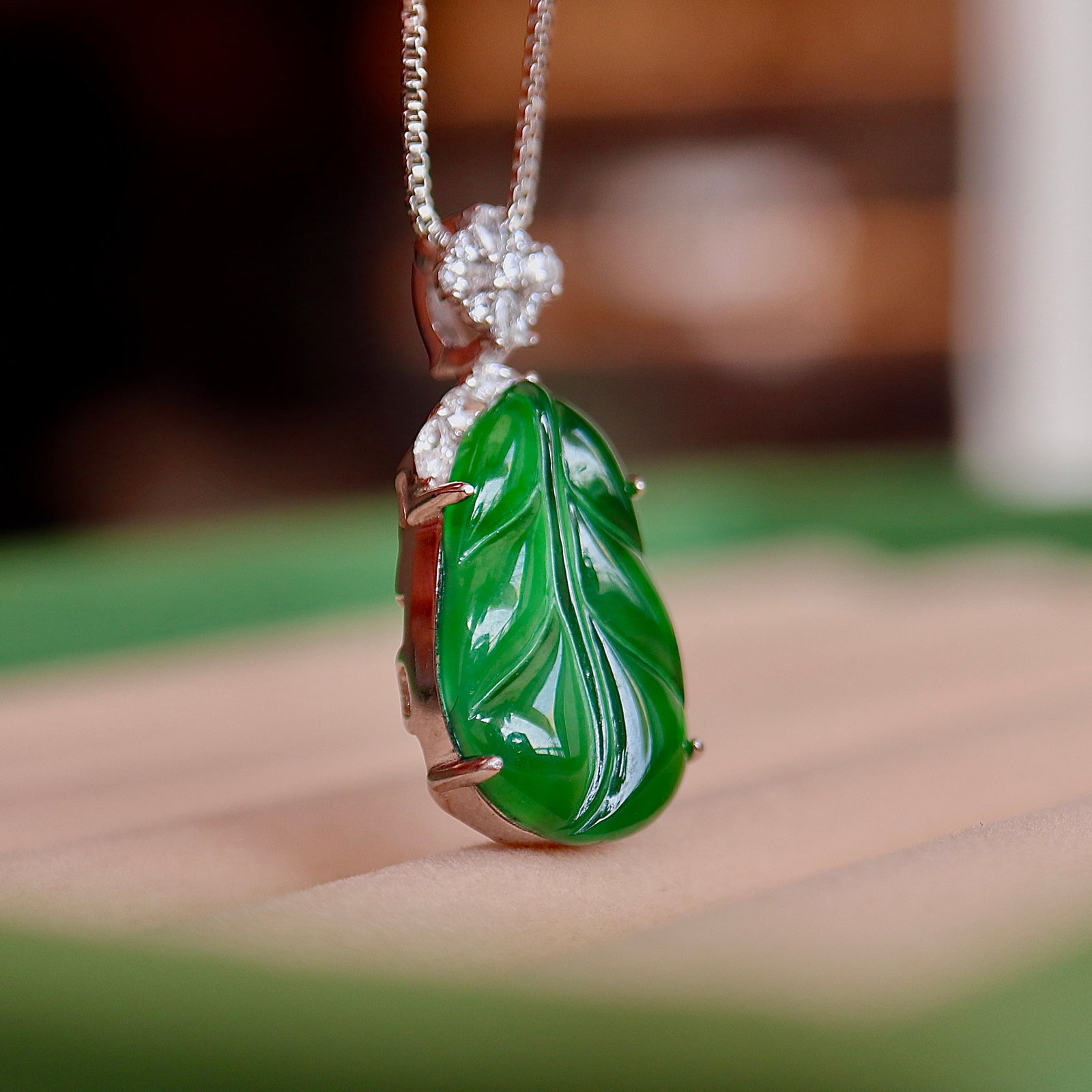 Jade leaf pendant - 2
