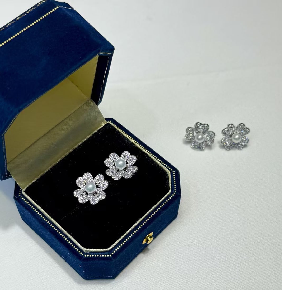 Silver pearl earrings - 2