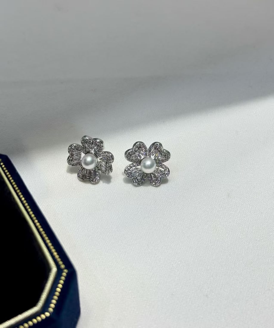 Silver pearl earrings - 3