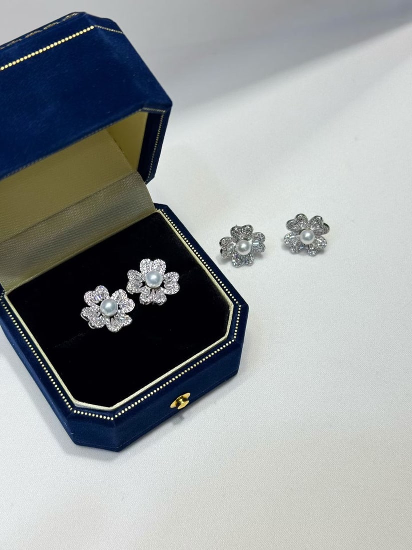 Silver pearl earrings - 4