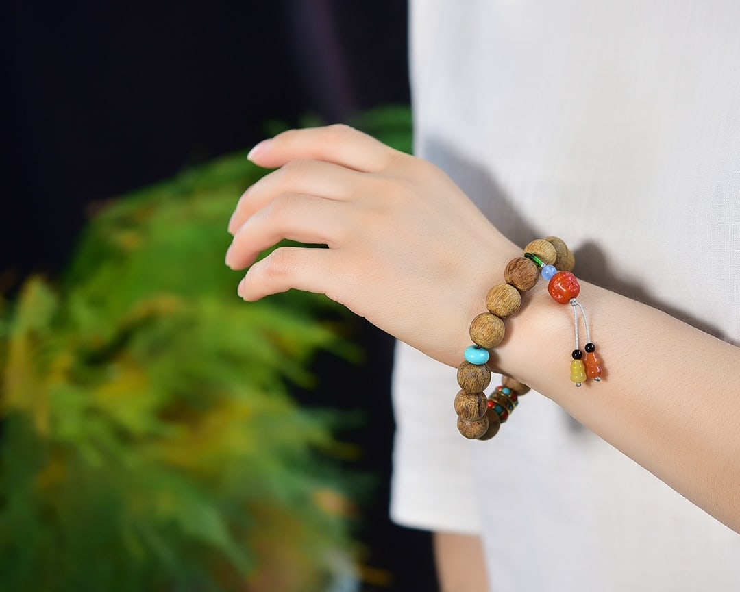 Agarwood bracelet - 6