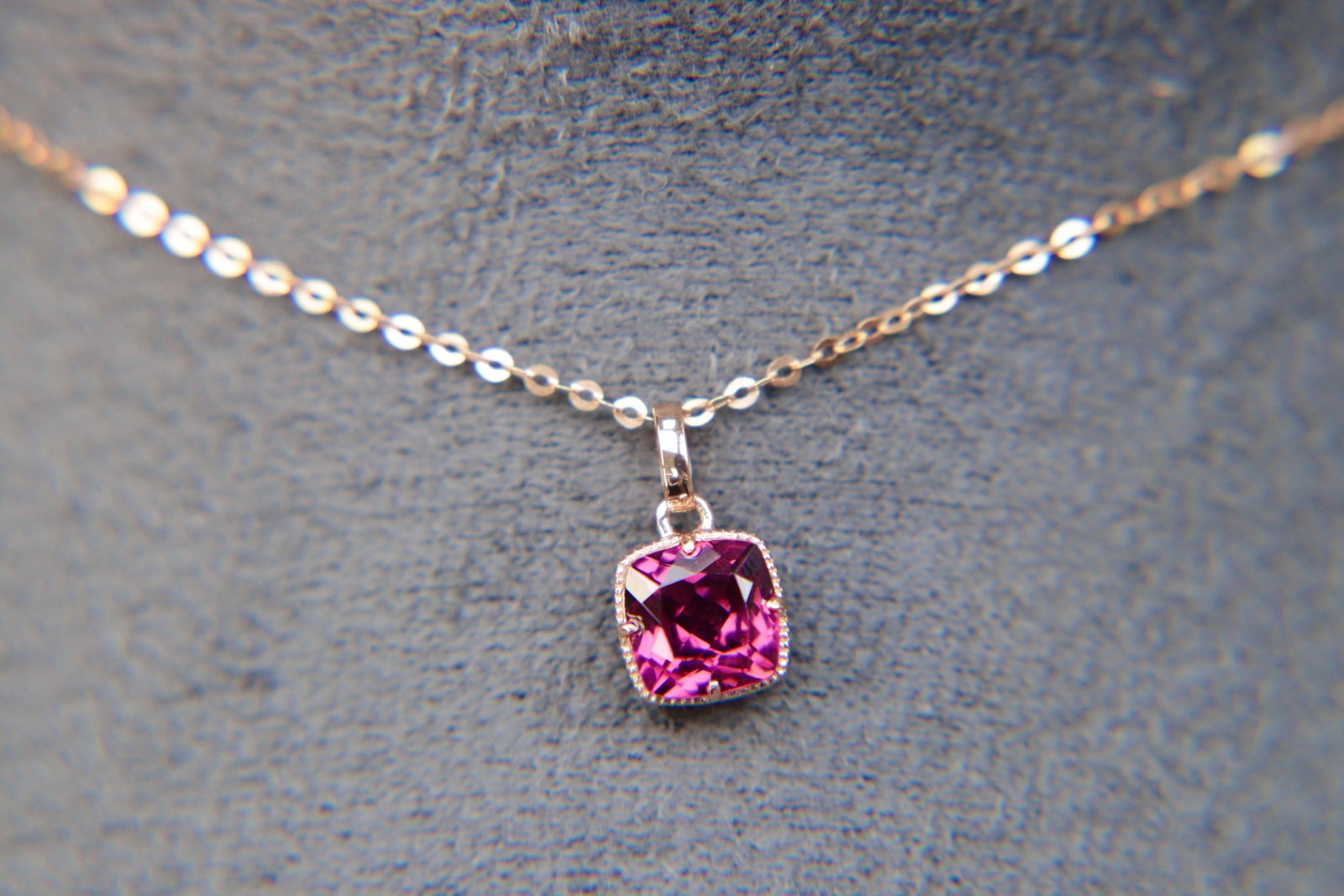 18K Gold Garnet Pendant - 5