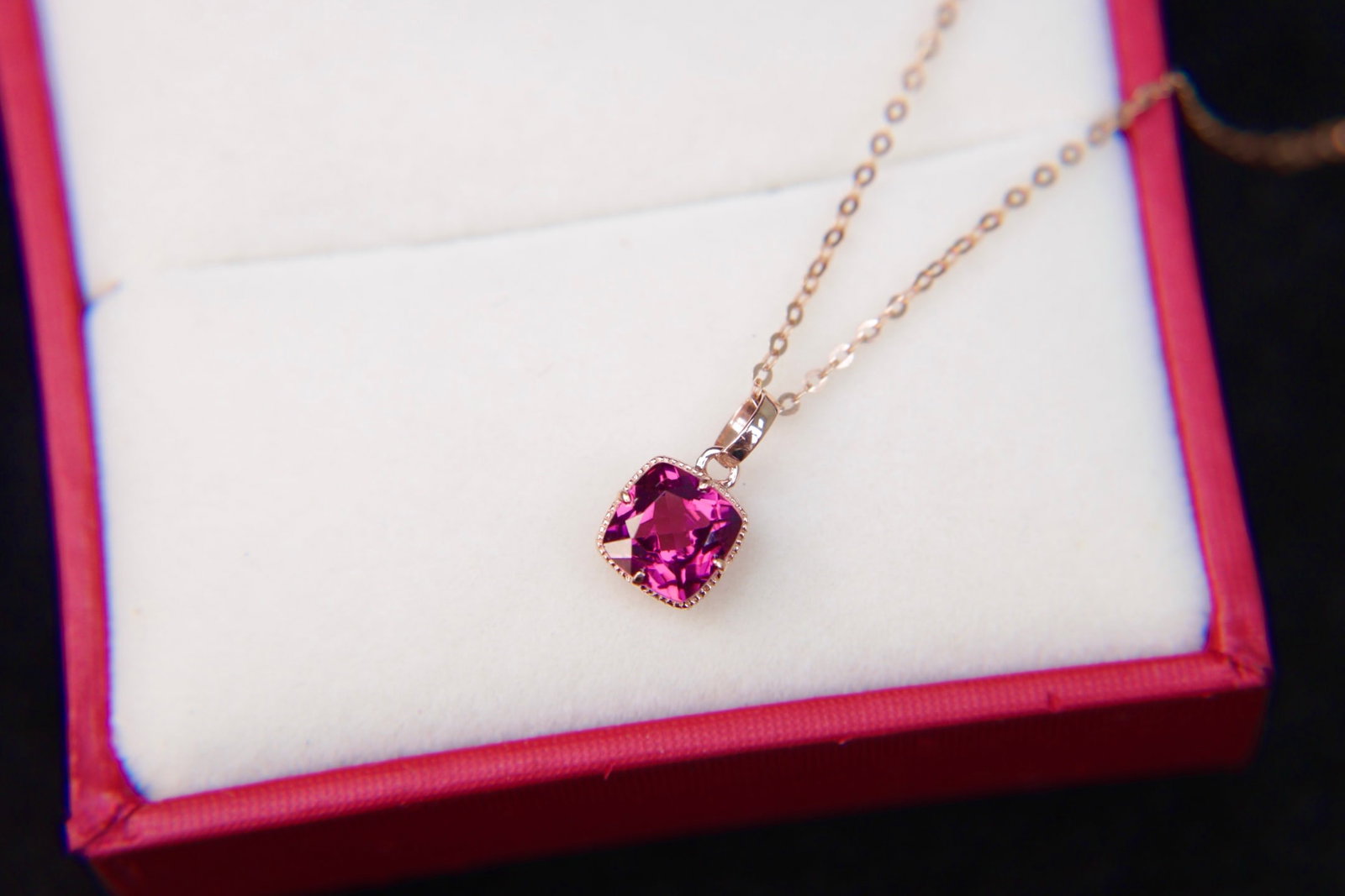 18K Gold Garnet Pendant - 8