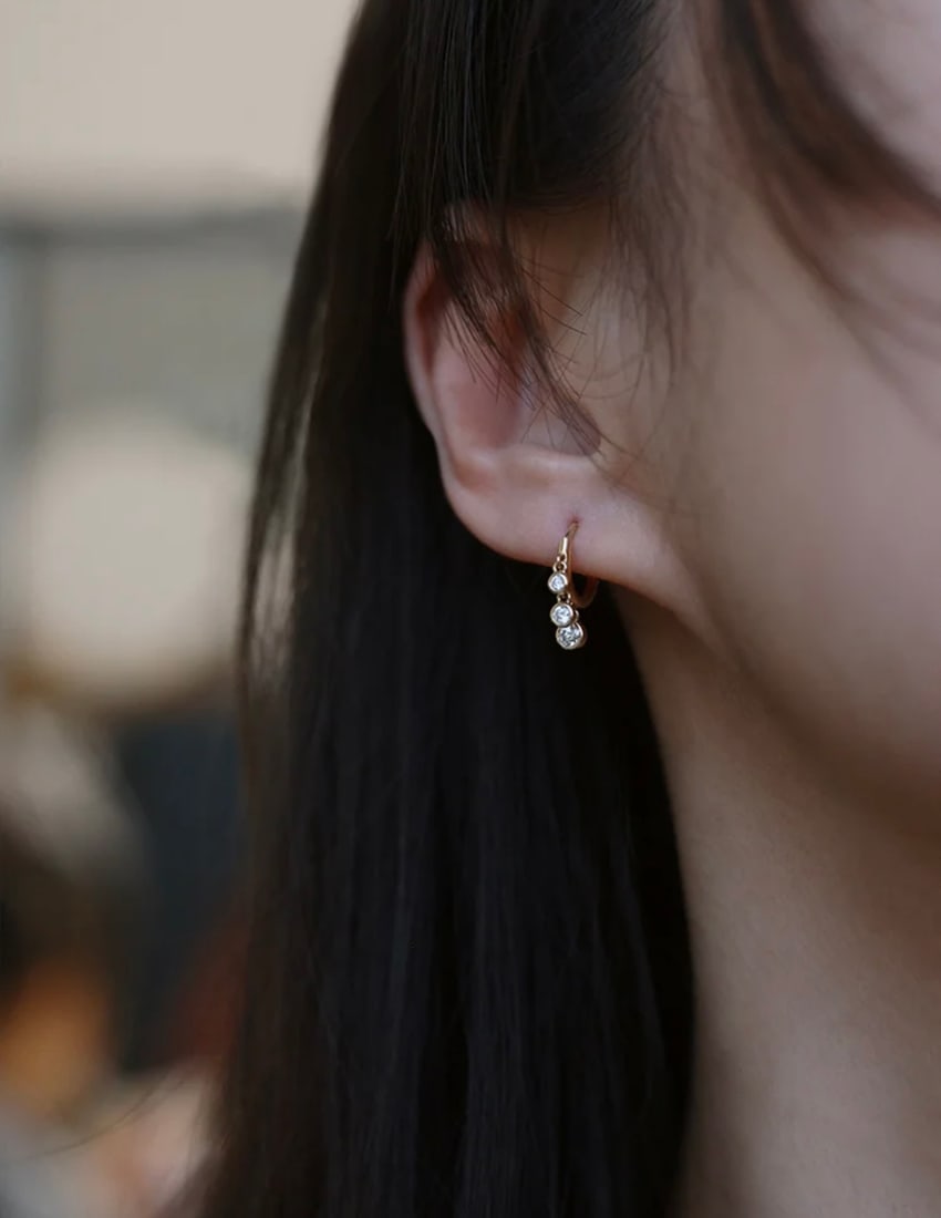 18K gold diamond earrings - 3