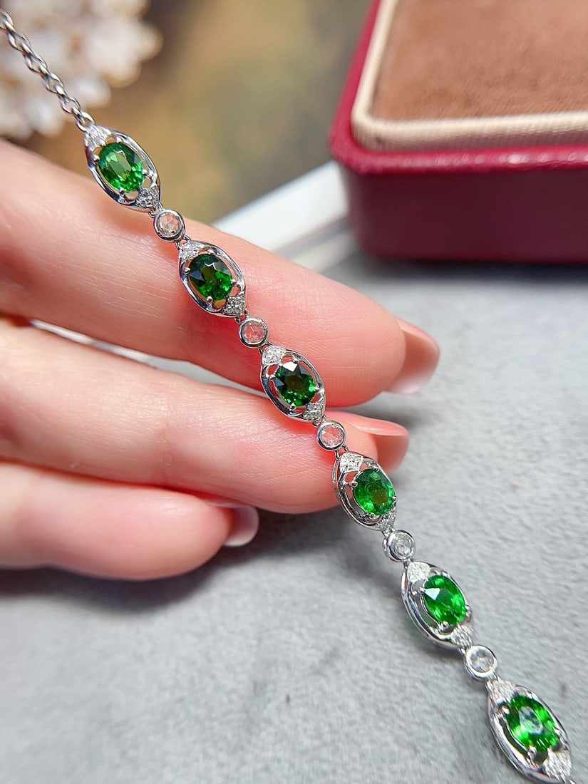 18K Gold Tsavorite Garnet Bracelet - 2