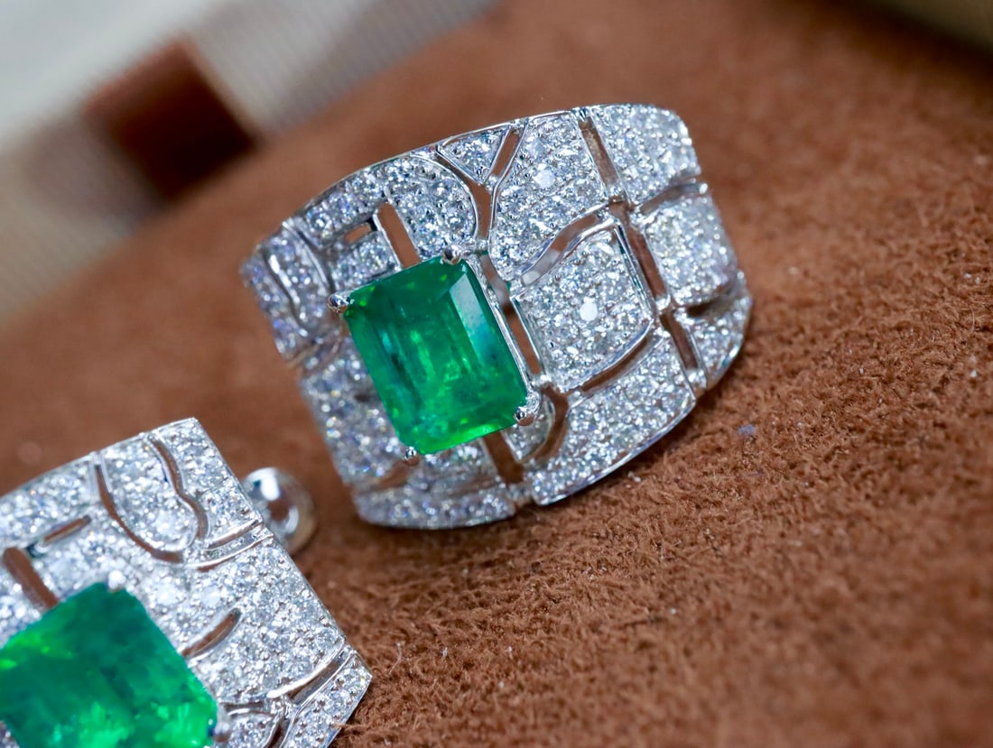 18K gold emerald earrings - 2