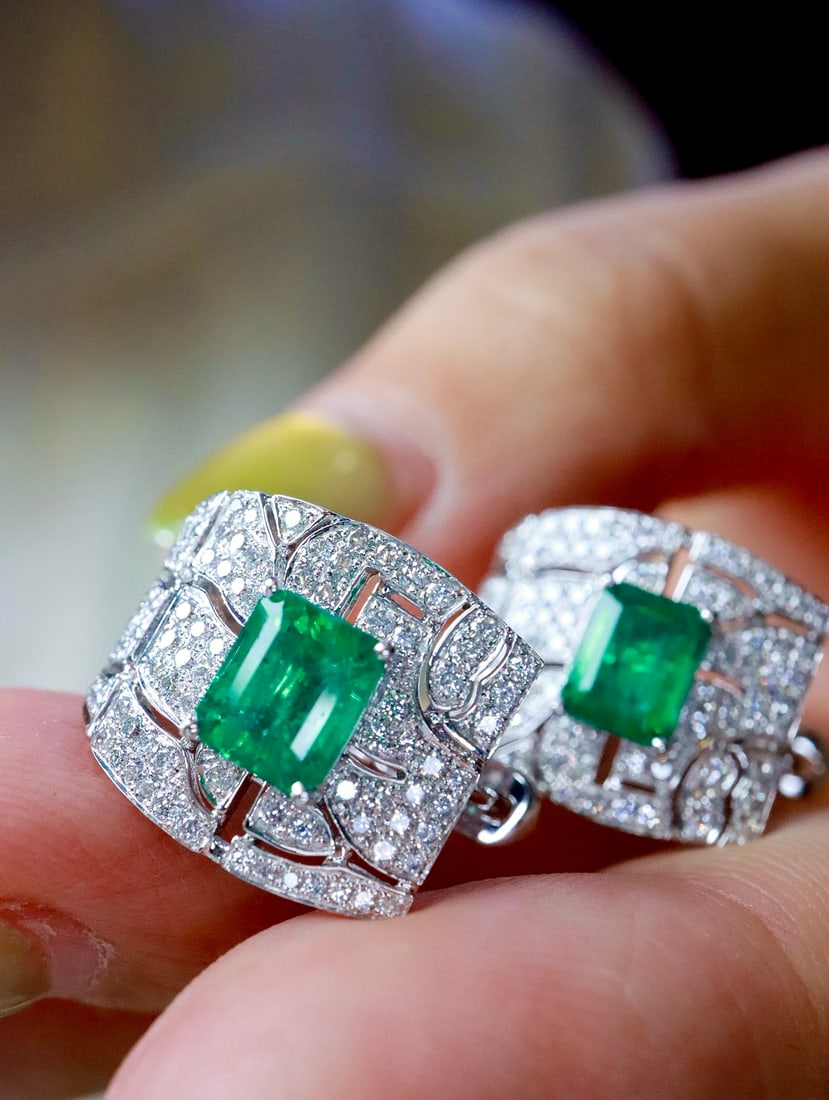 18K gold emerald earrings - 4