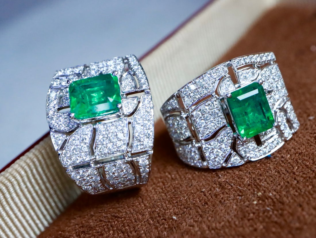 18K gold emerald earrings - 5