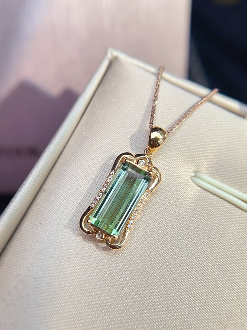 18K gold emerald pendant - 3