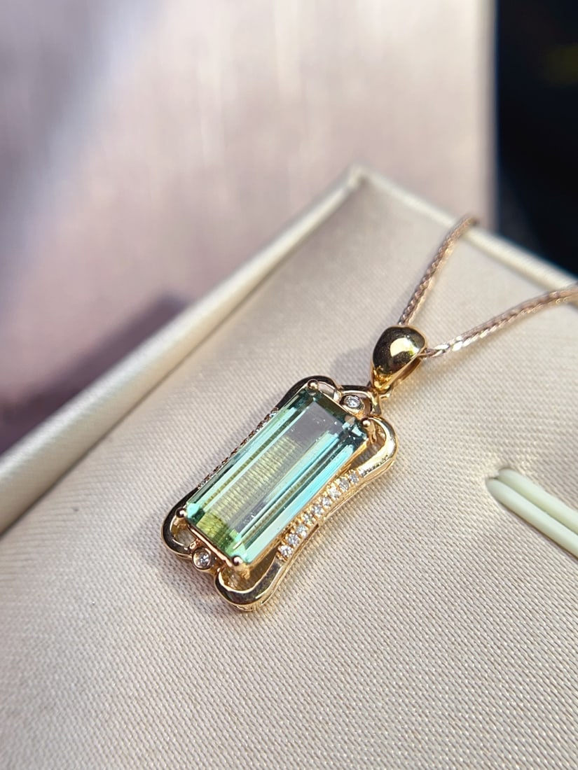 18K gold emerald pendant - 4