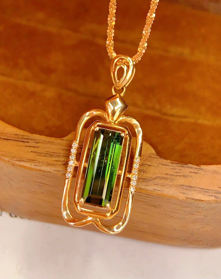 18K gold emerald pendant - 3