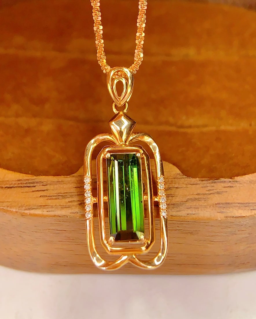 18K gold emerald pendant - 4