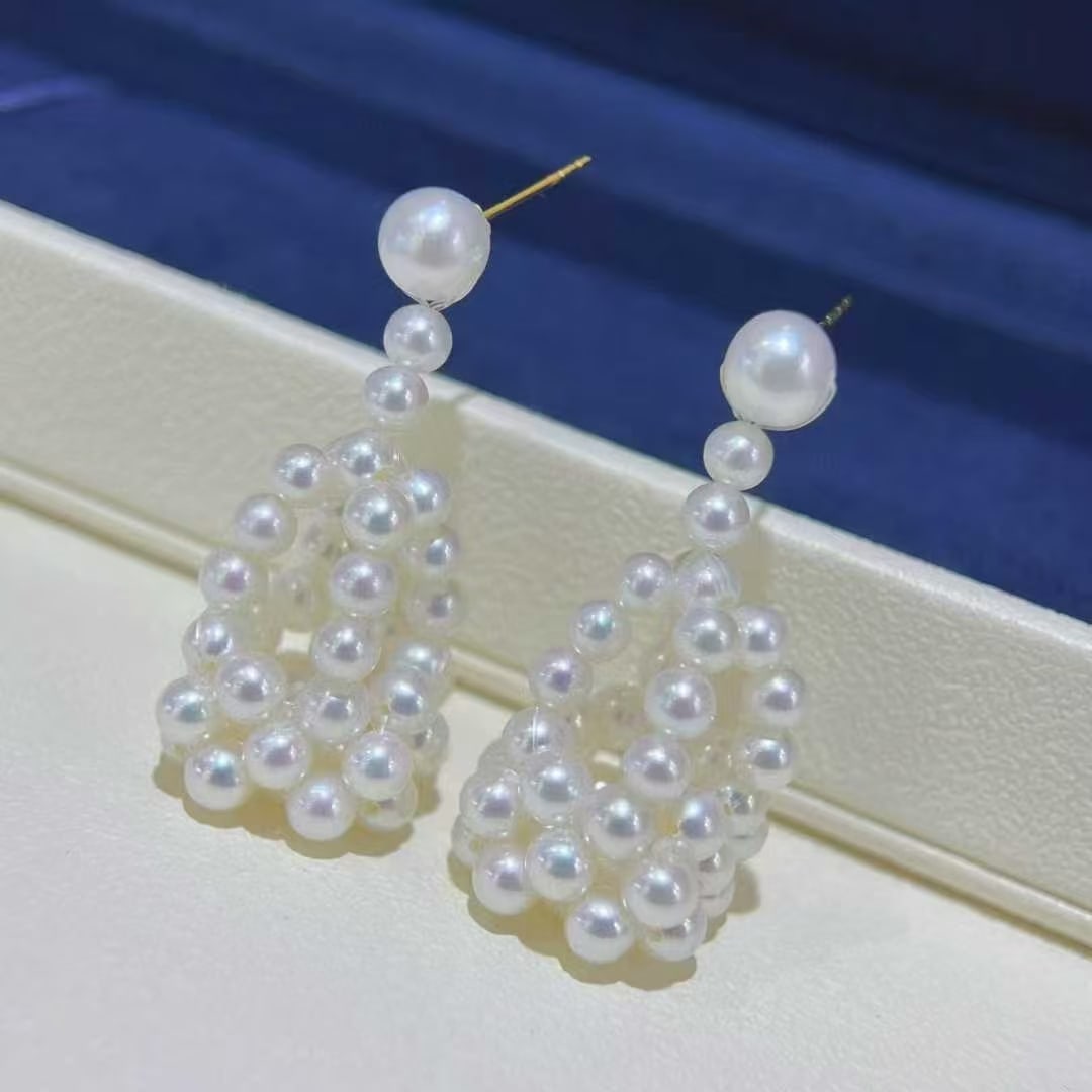 18K gold freshwater pearl earrings (1 of 4)