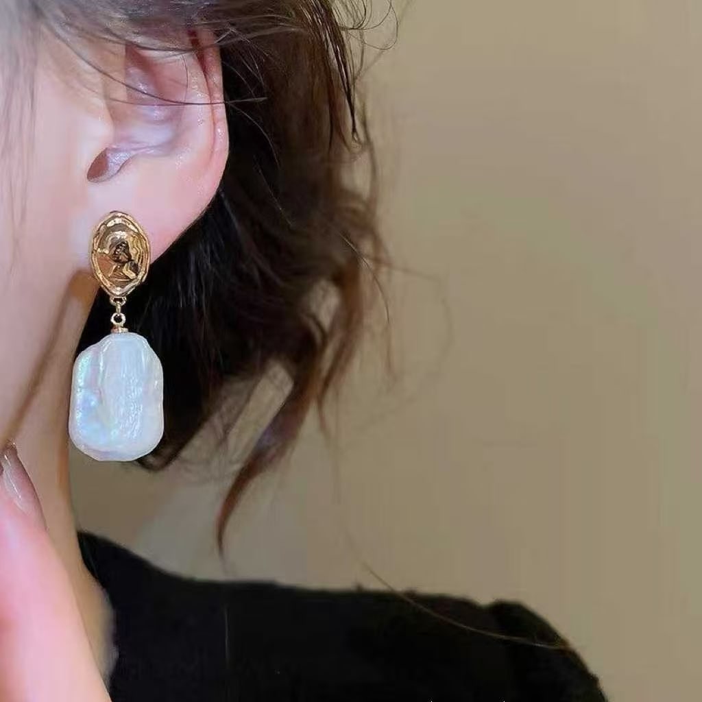 Pearl earrings - 2