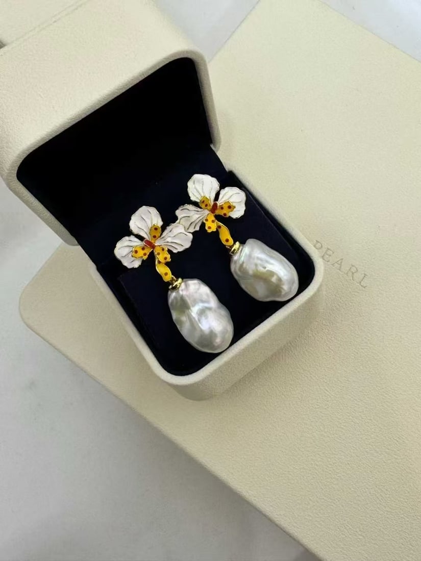 Baroque pearl earrings - 4