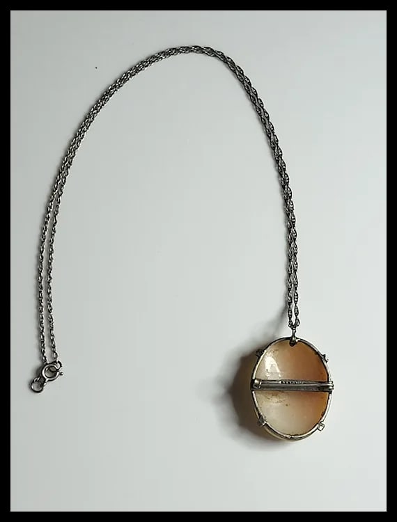 Vintage Hand-Carved Shell Cameo Sterling Silver Pendant Necklace with Chain - 4