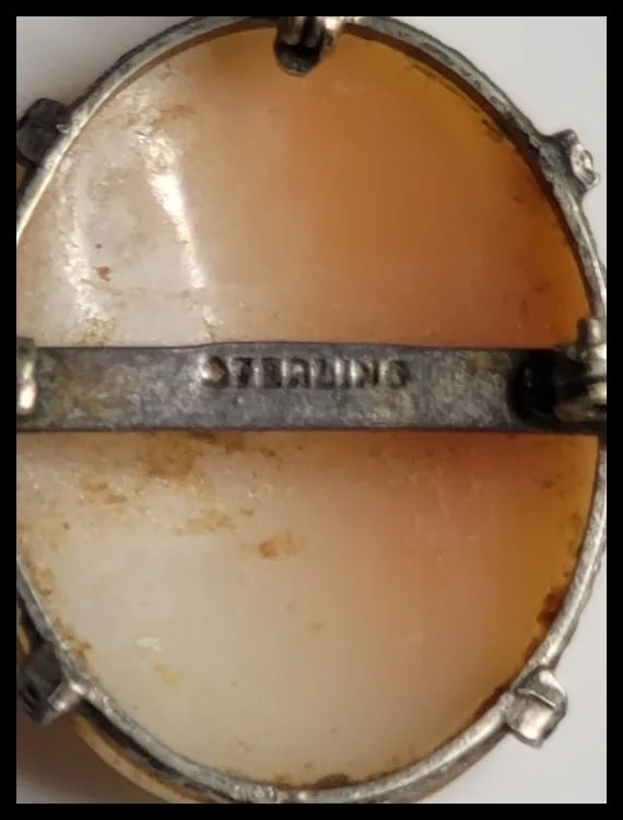 Vintage Hand-Carved Shell Cameo Sterling Silver Pendant Necklace with Chain - 5