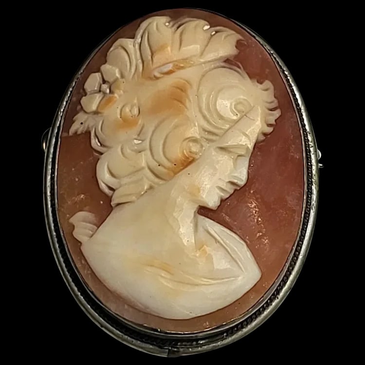Vintage Silver Hand-Carved Shell Cameo Pendant/Brooch (1 of 5)
