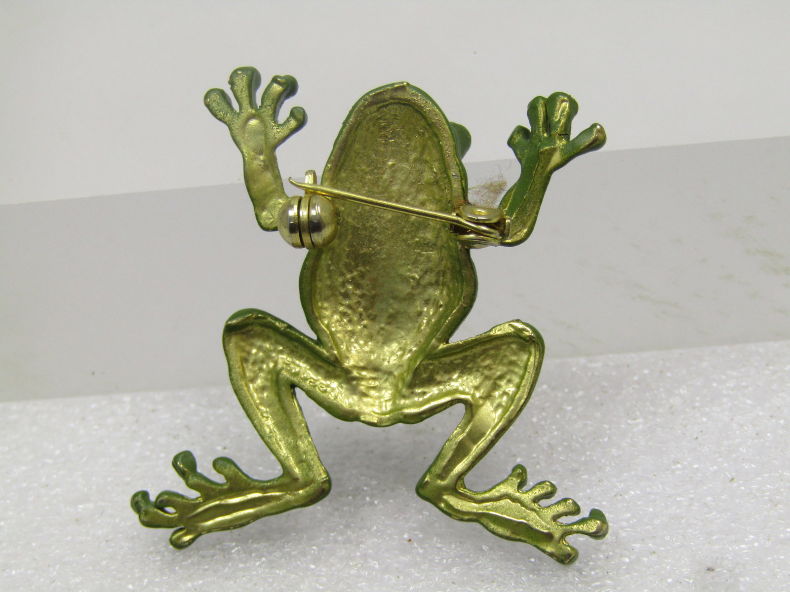 Vintage Enameled Frog Brooch, Red Spots. 1970's-1980's - 4
