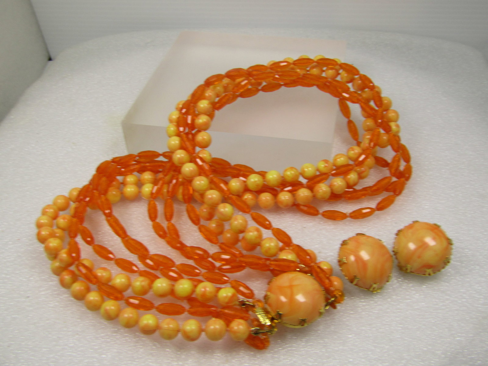 Vintage Multi-Strand Beaded Necklace & Clip Earrings Set. 22", 1940's-1950's - 5