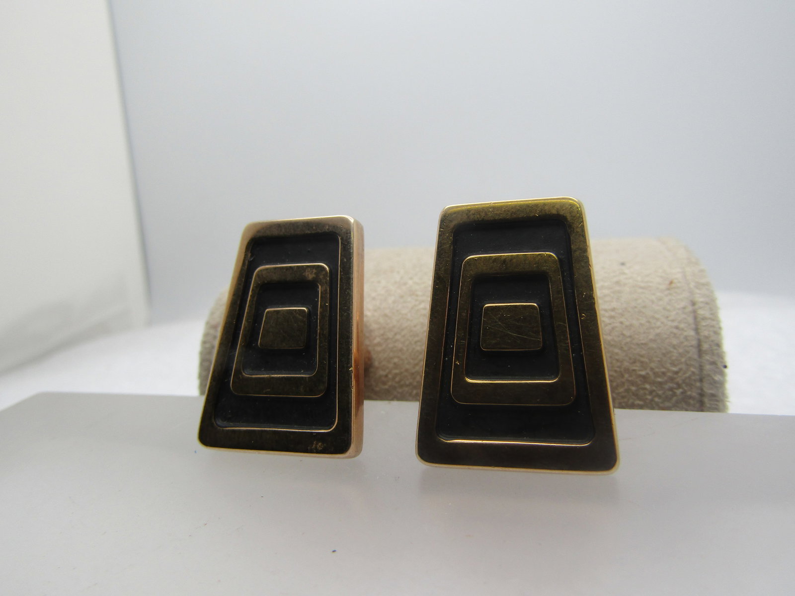 Vintage Mid Century Modern Cufflinks, Hickok, Black/Gold 1" wide, Tapered (1 of 5)