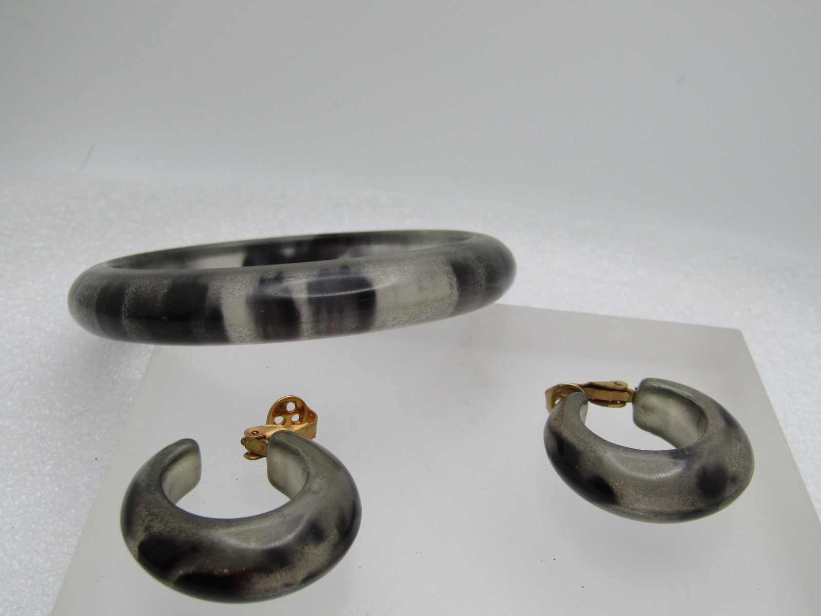 Vintage Clear & Black Bangle Bracelet & Clip Earrings, 1960's-1980's - 3