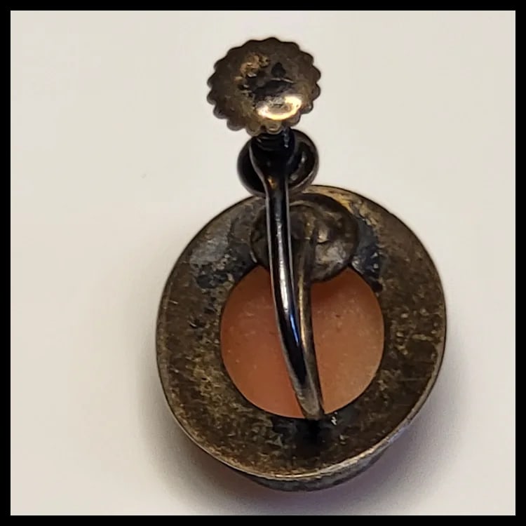 Vintage Shell Cameo Earrings - 6