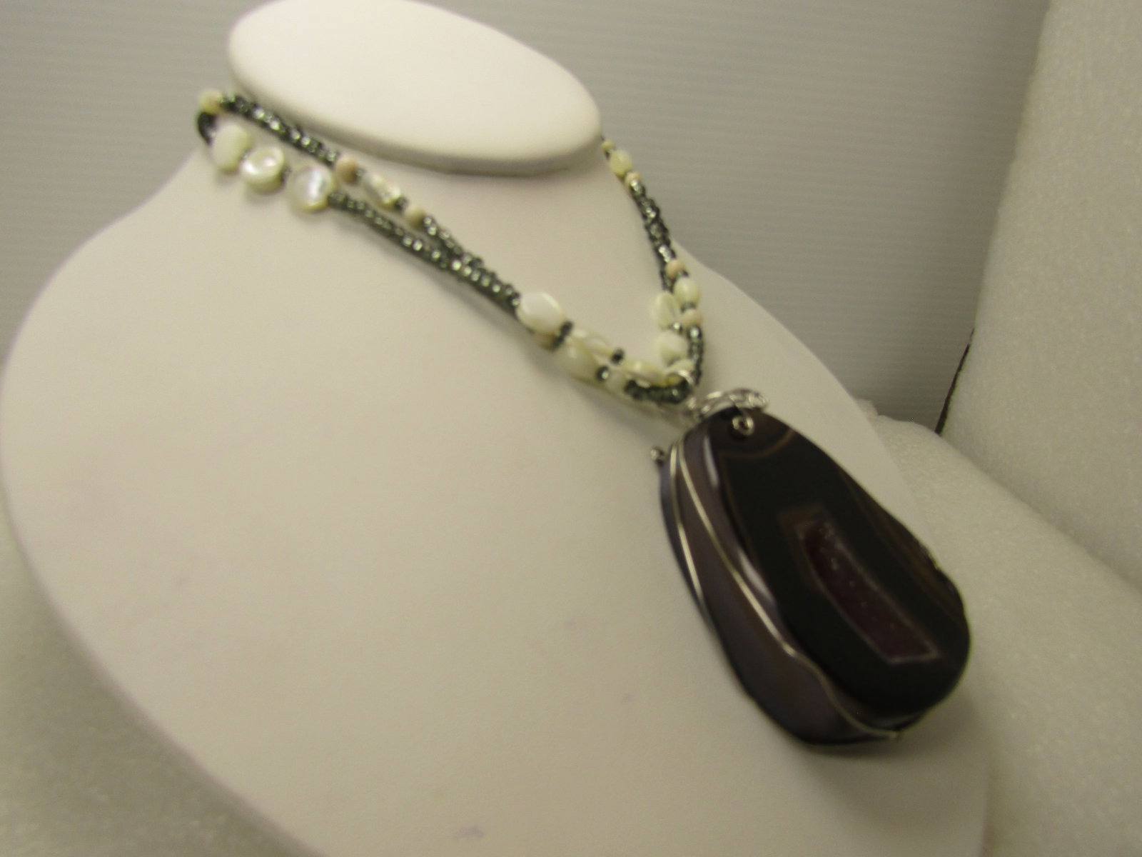 Brown Agate & Druzy Quartz MOP Necklace, Multi-Strand 28". 1980's-1990's - 3
