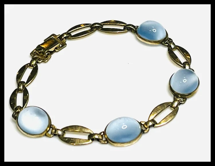 Vintage Cat's Eye Cabochon Gold Bracelet - 2