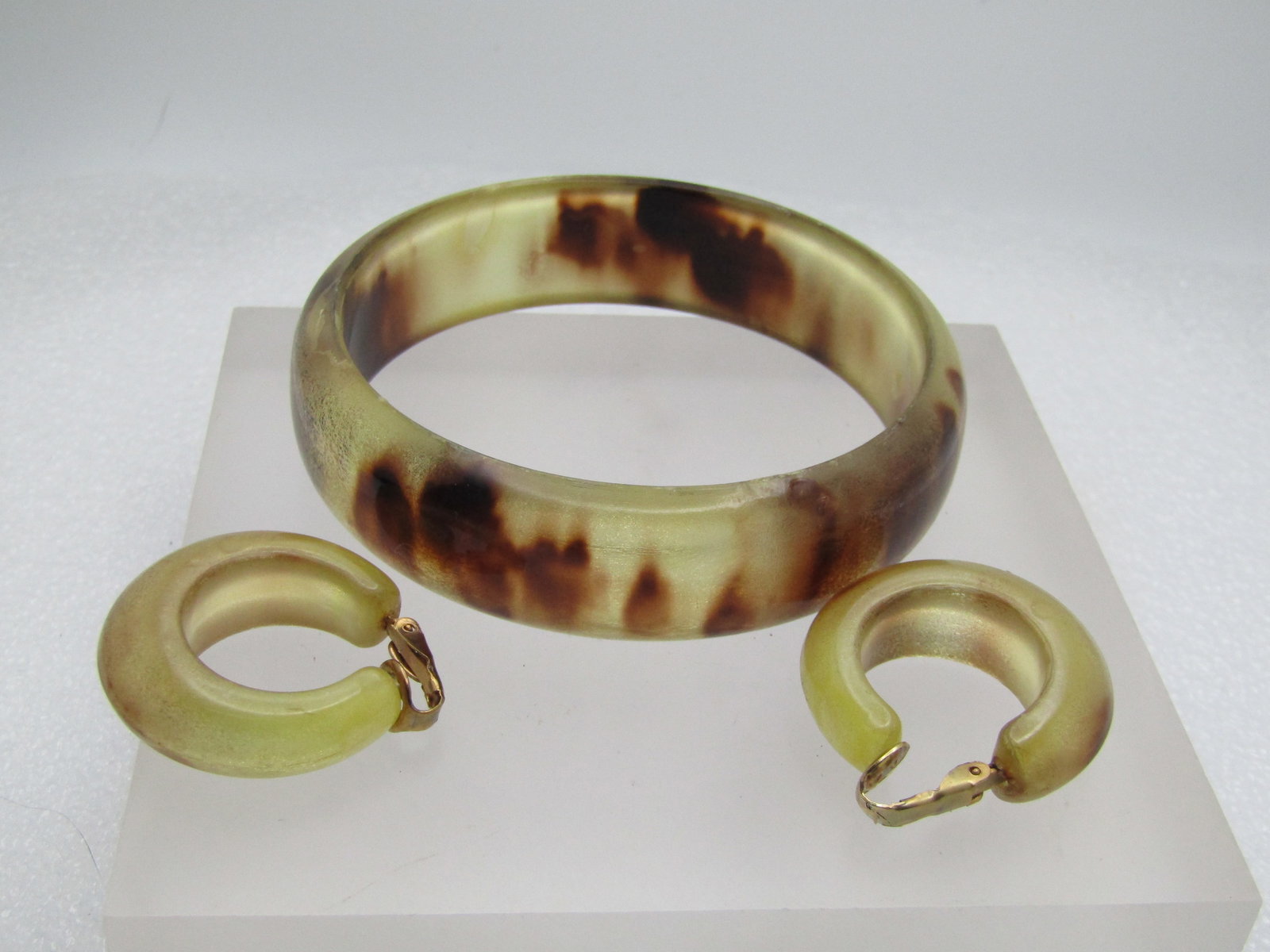 Vintage Yellow & Brown Bangle Bracelet & Clip Earrings, 1960's-1980's - 4
