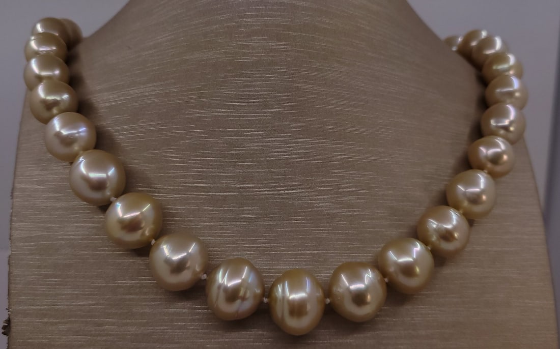 Necklace PSL Certified Australian South Sea Pearls - Huge Size - 12.0x16.1mm - 3