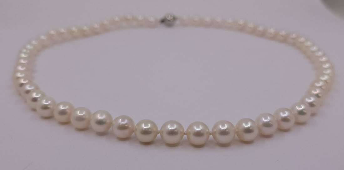 Necklace - 7x7.5mm Akoya Pearls - 9