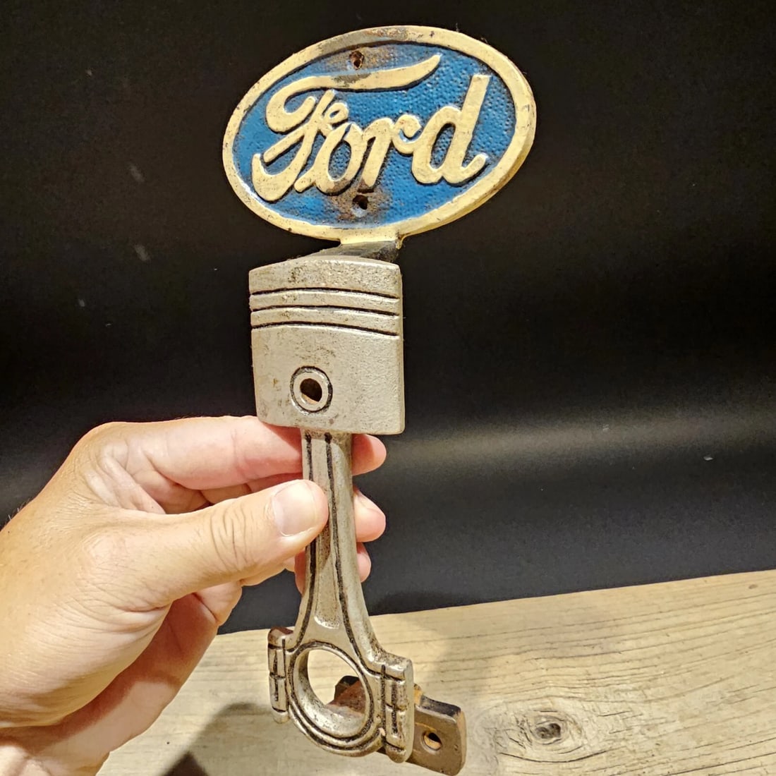 Cast Iron Ford Door Gate Handle: Title: Antique Style Cast Iron Ford Door Gate Handle Description: Description 4 1/2” Wide 10 1/4” High Great reproduction handmade handle, all cast iron. Wonderful detail. Reserve: $25.00