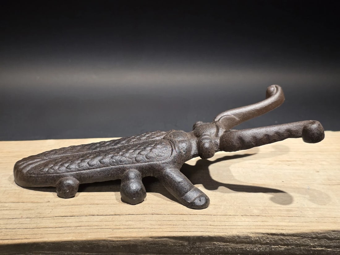 10" Cast Iron Beetle Boot Jack - 4