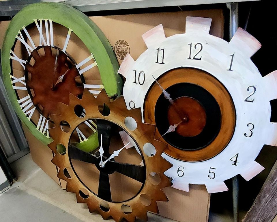 Fantastic vintage working triple clock hand-painted steel wall sculpture. 40" x 30" - 4