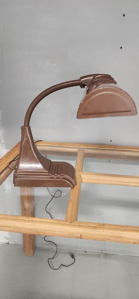 Iconic Deco-Style mid-century modern fluorescent metal "Bankers Desk Lamp" by Art Specialty Company - 5